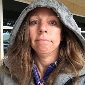 Meet your Posher, Kay